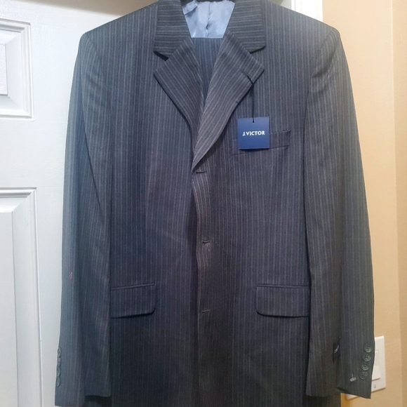 Men's suit